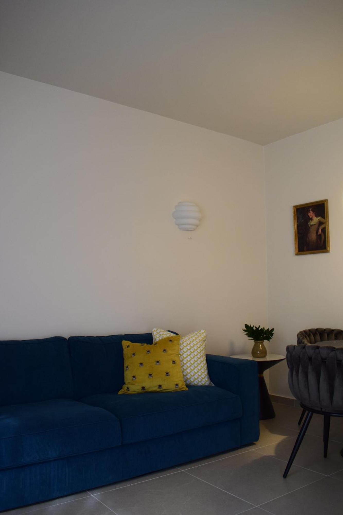T&L Apartments Agiaos Tychonas 利马索尔 外观 照片