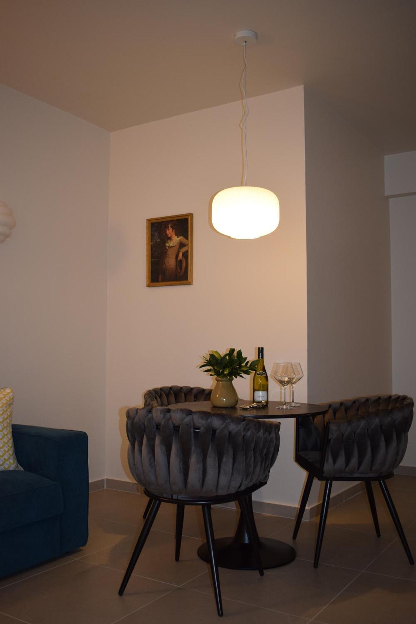 T&L Apartments Agiaos Tychonas 利马索尔 外观 照片
