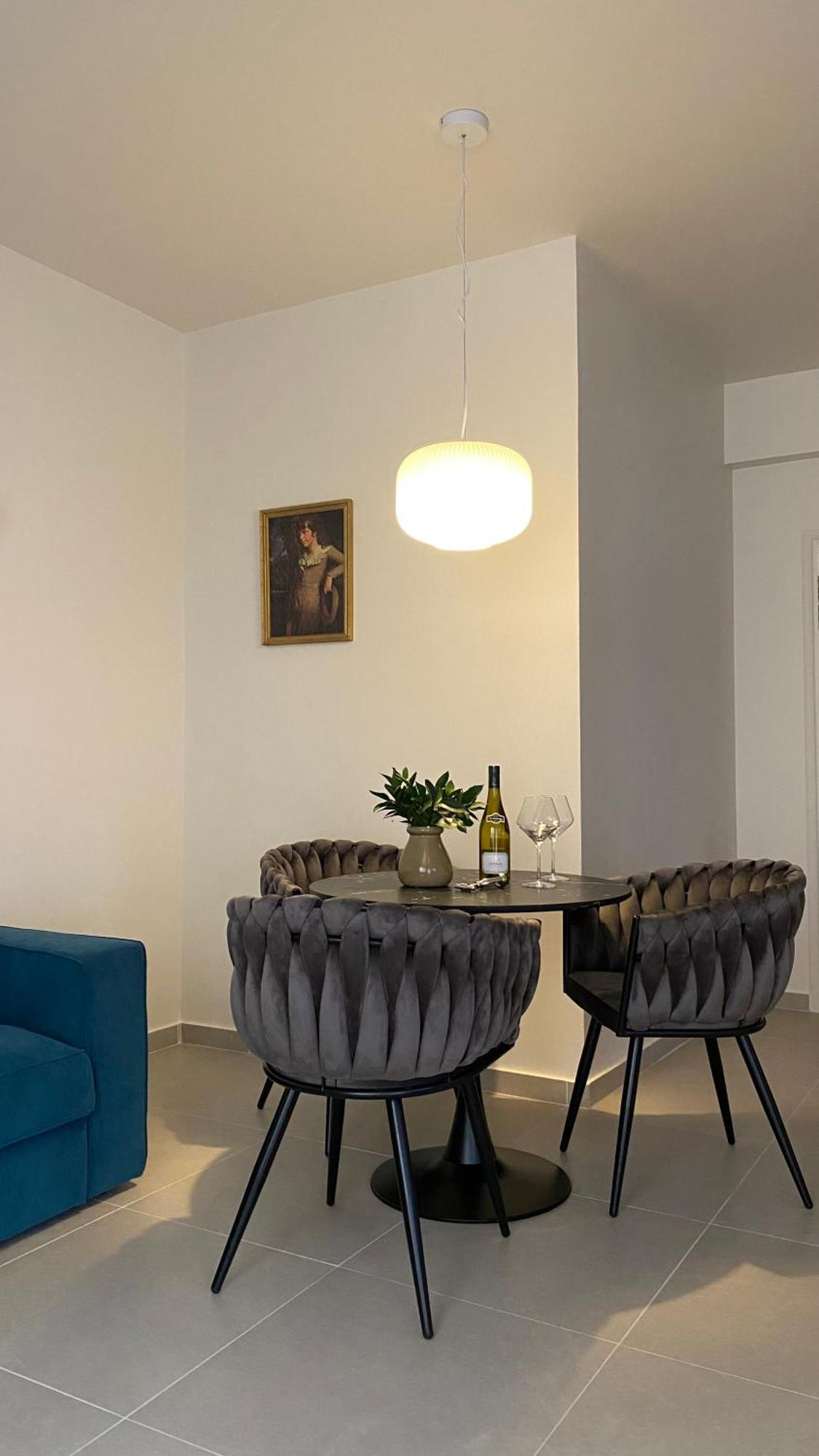 T&L Apartments Agiaos Tychonas 利马索尔 外观 照片